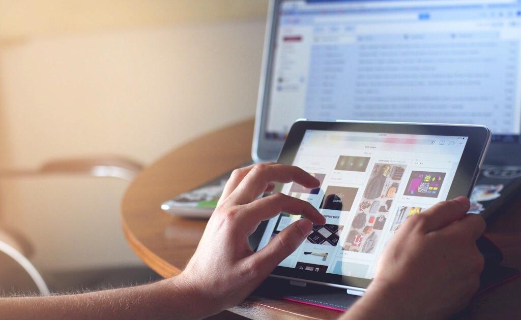 Responsive web design