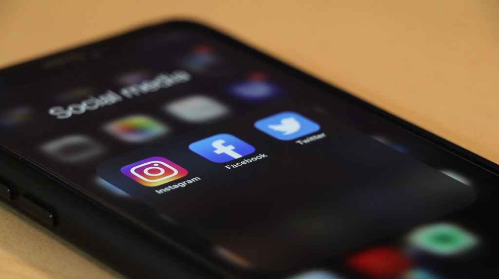 Benefits of using social media for your business